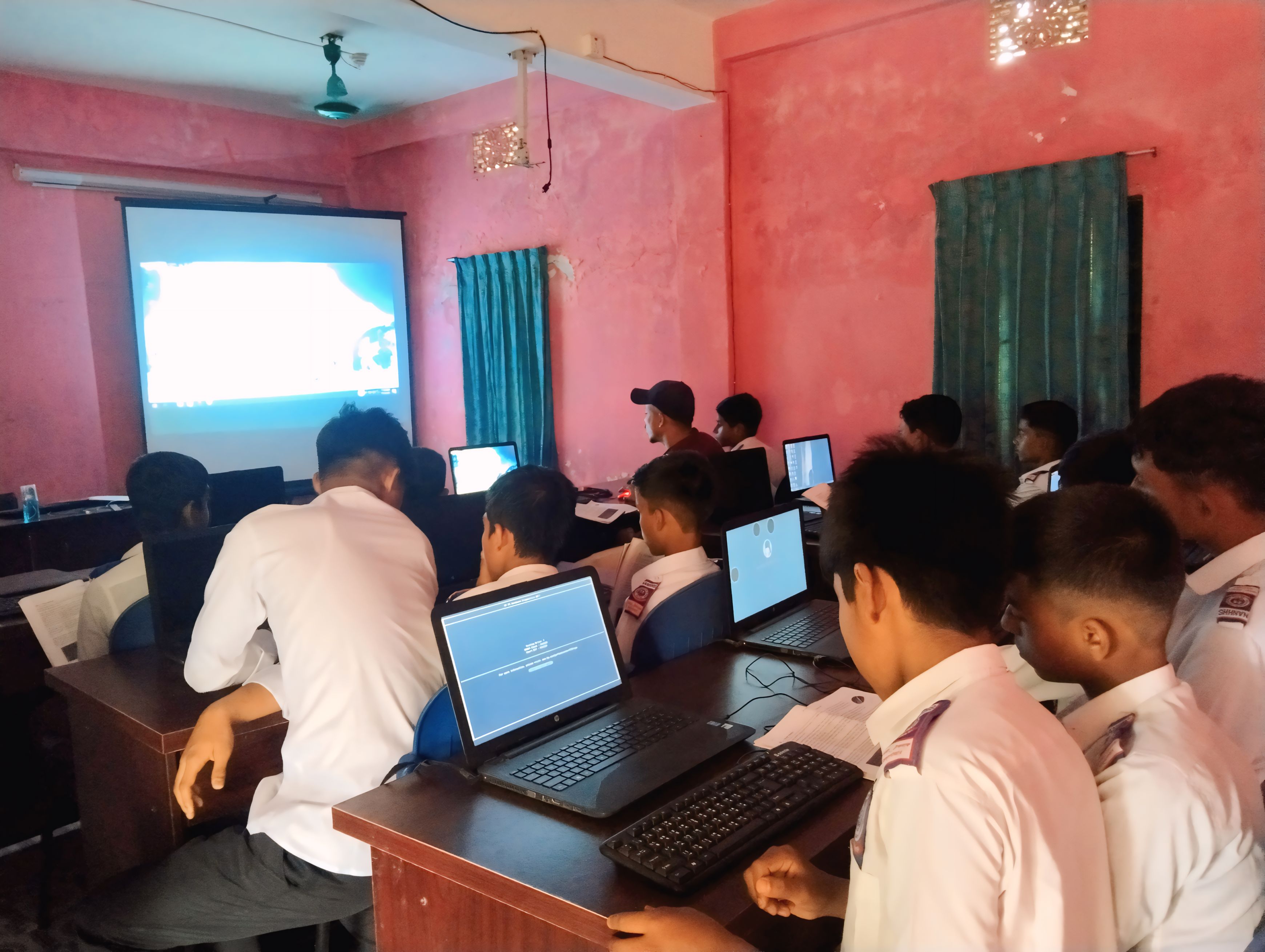 ICTD ডিজিটাল ল্যাব 
